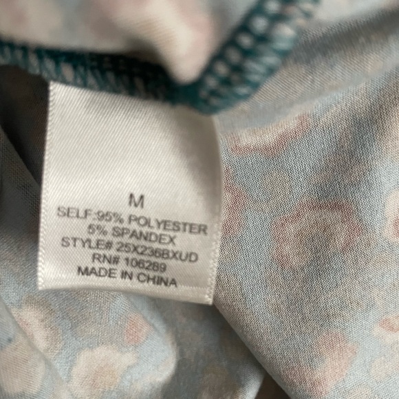 Pattern Dress - Picture 4 of 6